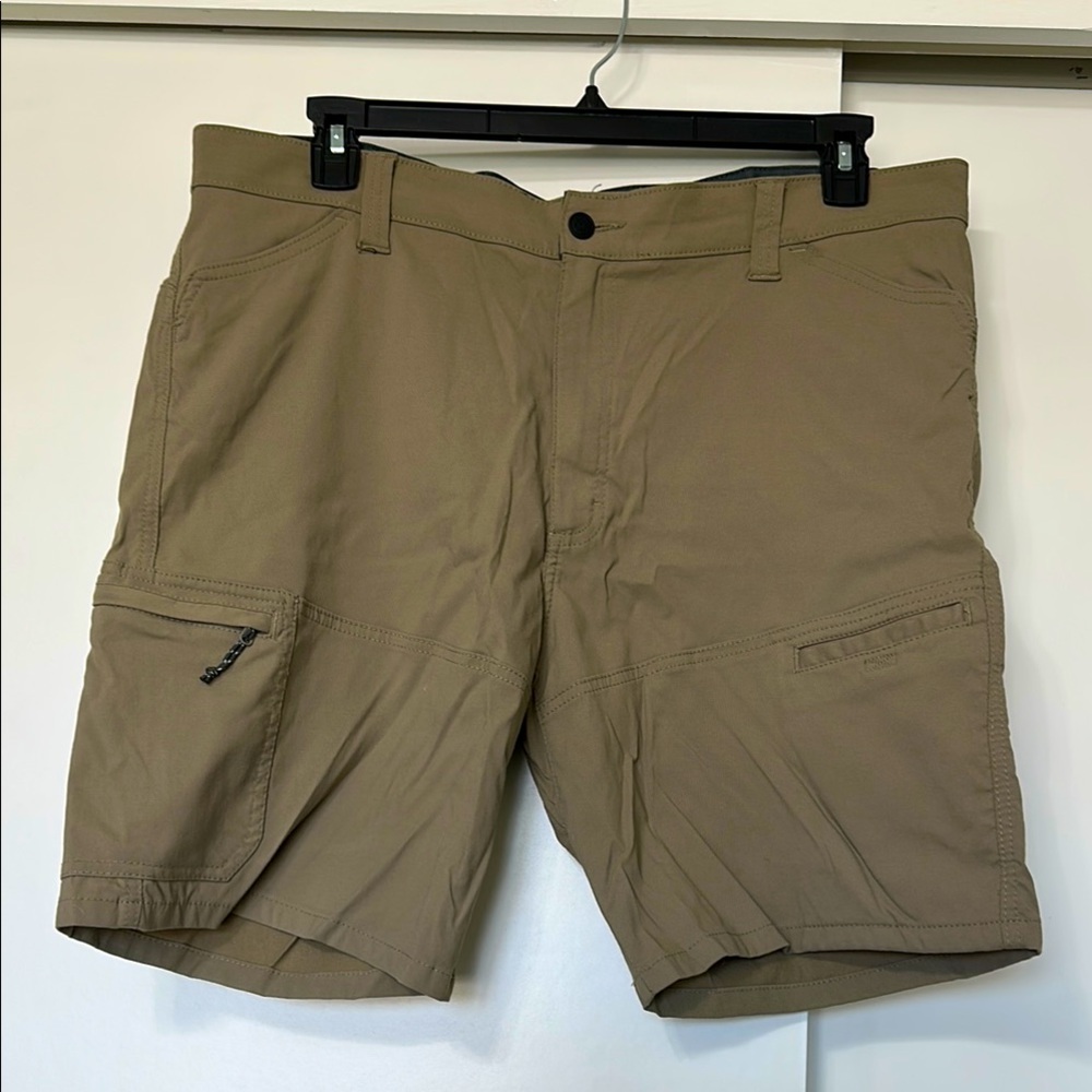 Wrangler All Terrain Gear Men's Cargo Shorts